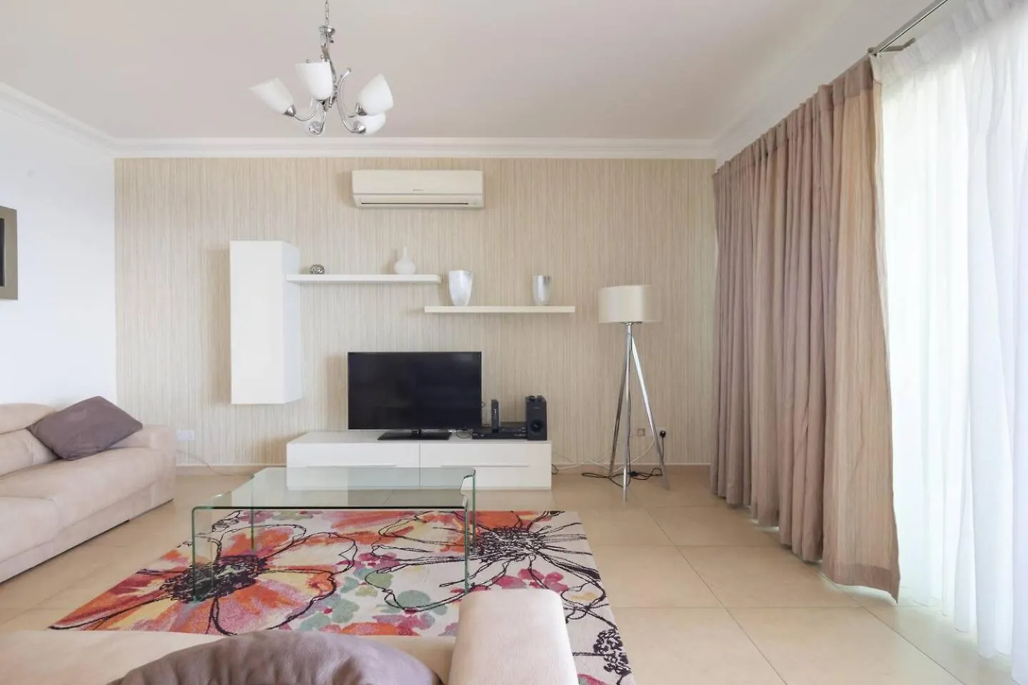 Fort Cambridge Apartments By Homely Sliema